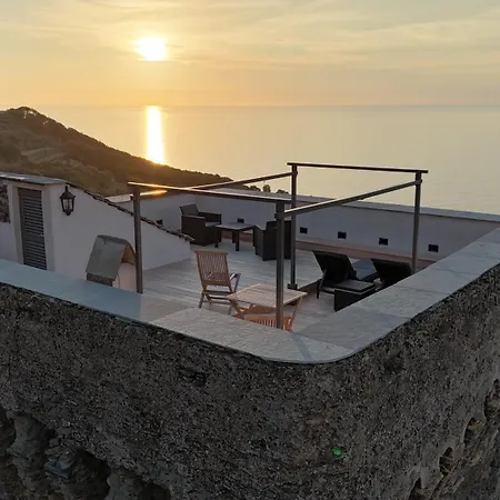 Torra Di Ciocce Bed & Breakfast 3*